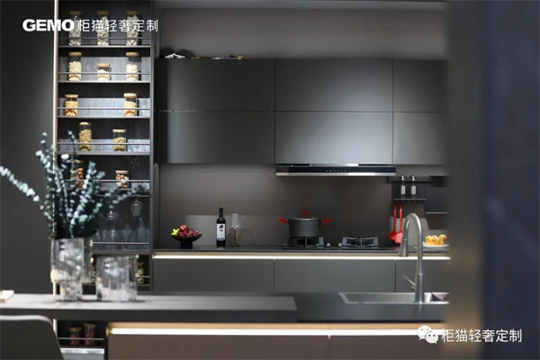輕奢風廚房